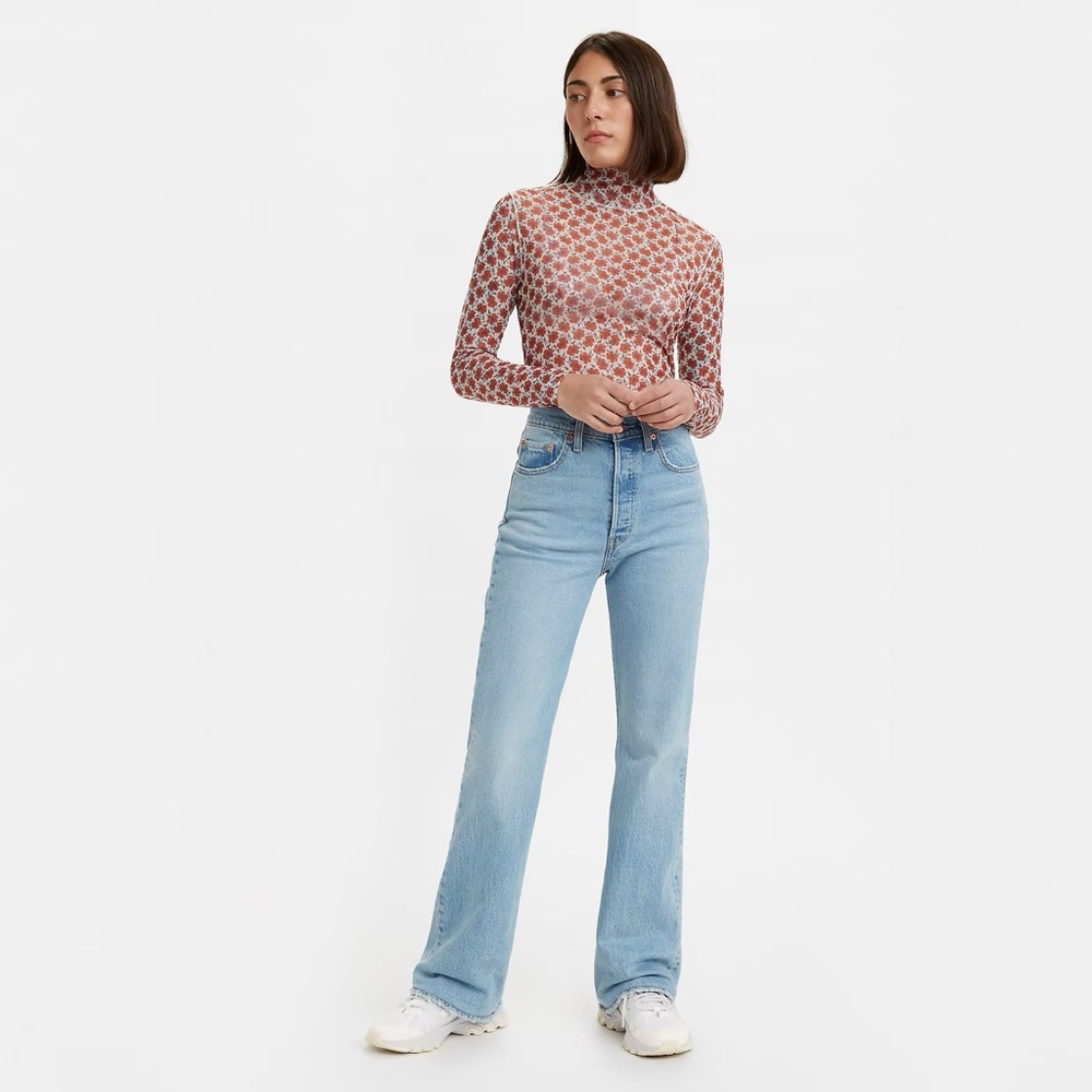 Levi's High Rise Straight Jeans in Light Blue